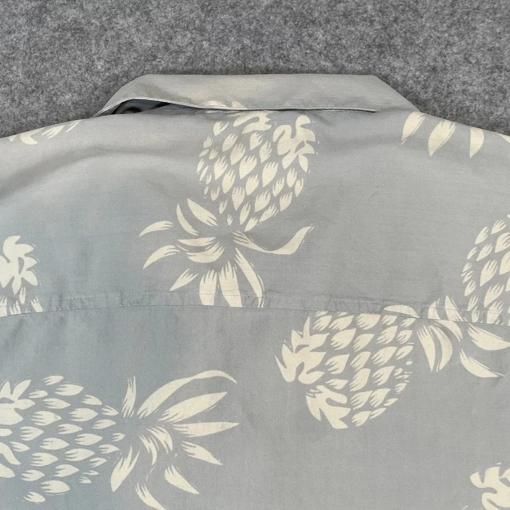 Straight Down Mens Pineapple Aloha Shirt M Kapalua Embroidered Blue Grey